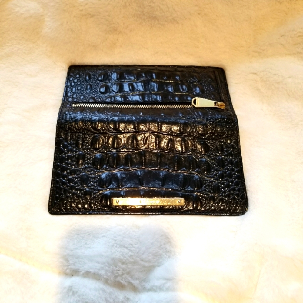 Brahmin Black Ady Wallet